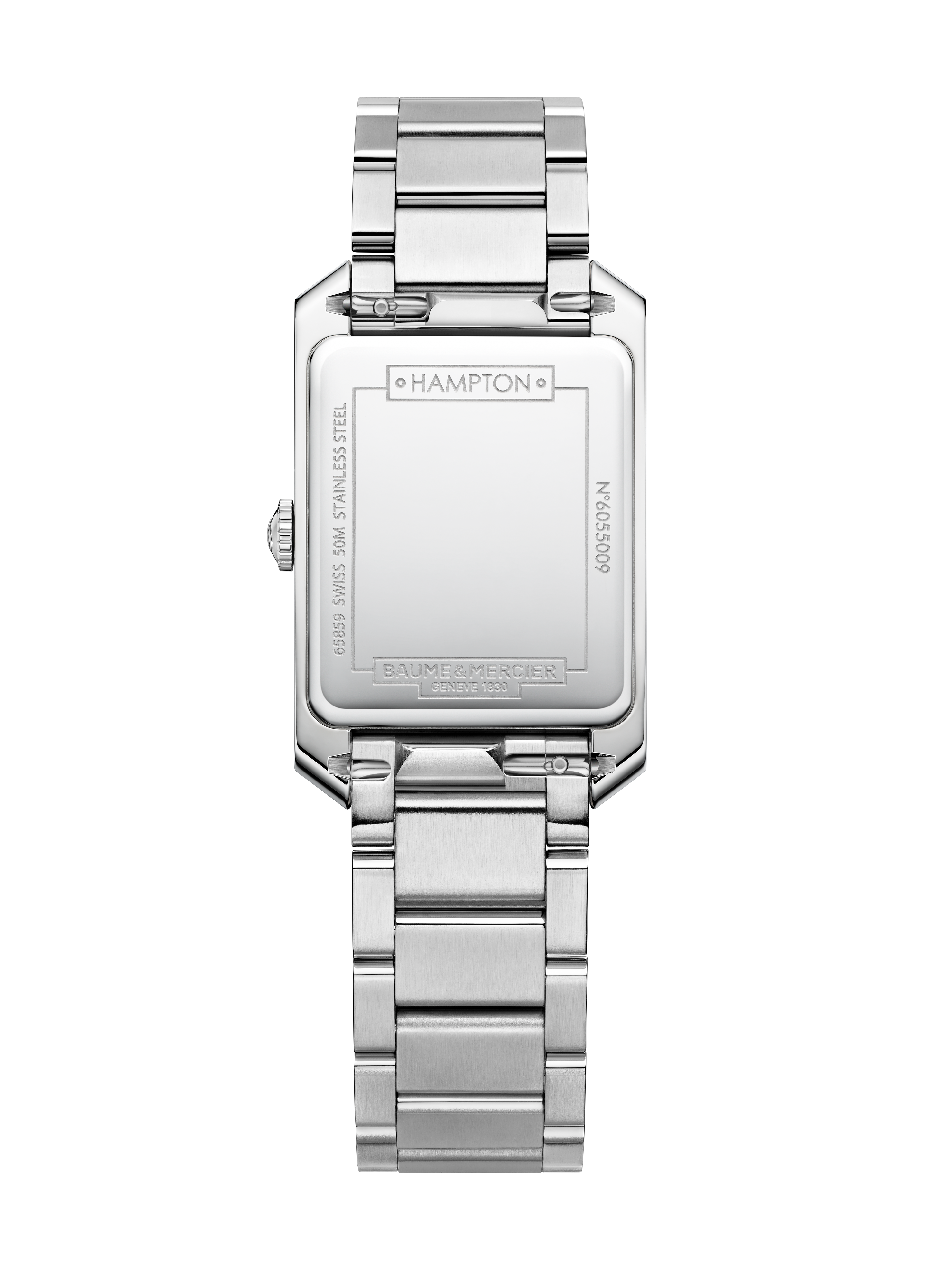 Eine silberne Armbanduhr mit rechteckigem Gehäuse und Gliederarmband. Der Gehäuseboden zeigt Gravuren.