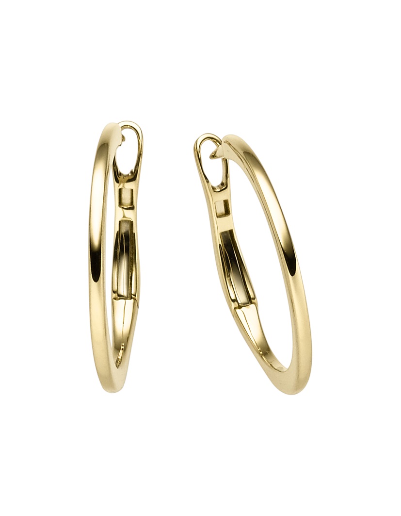 Klassische, glänzende Klappcreolen in Gelbgold mit eleganter Form.